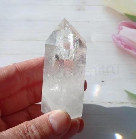 Křišťál špice s duhami 144 g – Brazílie (X2200)