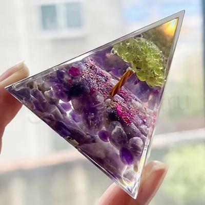 Orgonitová pyramida – růžové opojení se stromem života (PP221)