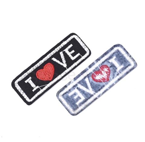 Samolepicí nášivka Love – obdélník (C863)