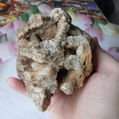 Mřížkový (Lamelární) křemen – Boxwork Quartz – sběratelská drúza (900 g) (X2226)