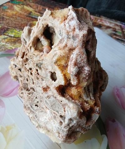 Mřížkový (Lamelární) křemen – Boxwork Quartz – sběratelská drúza (1600 g) (X2228)