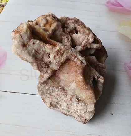 Mřížkový (Lamelární) křemen – Boxwork Quartz – sběratelská drúza (410 g) (X2237)