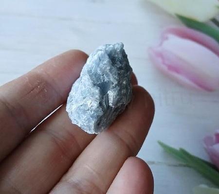 Minerální kámen modrý kalcit drúza (23 g) (X2242)