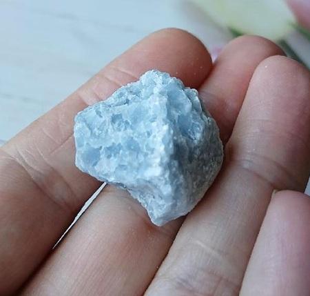 Minerální kámen modrý kalcit drúza (15 g) (X2245)