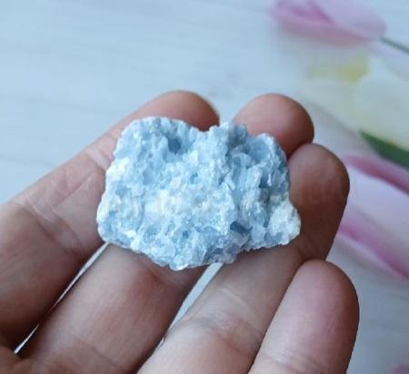 Minerální kámen modrý kalcit drúza (25 g) (X2248)