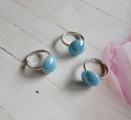 Nastavitelný prsten s modrou pokovenou perlou – velikost 54 (BP609)