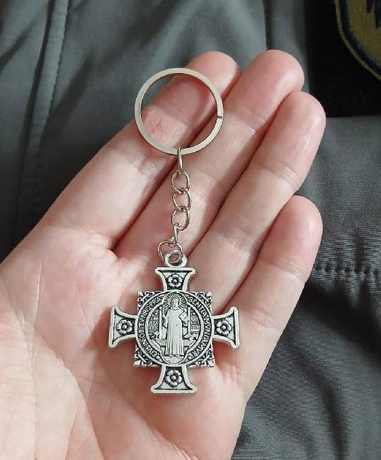 Klíčenka kříž – Svatý Benedikt (H791)