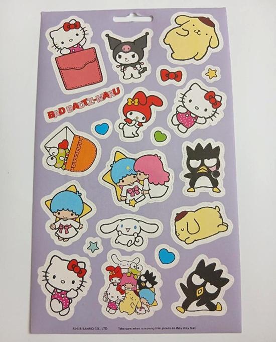 Samolepicí dekorace, samolepka Hello Kitty 25 × 15 cm (E1095)