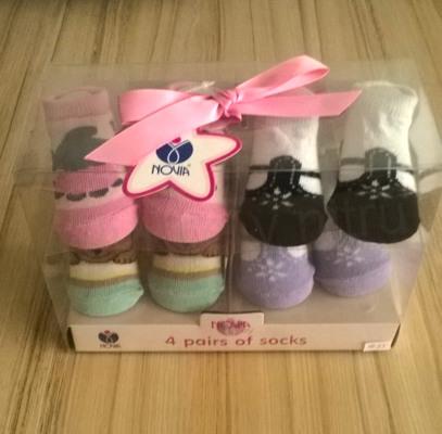 Kojenecké ponožky v dárkovém balení multipack 4 páry v balení (W25)