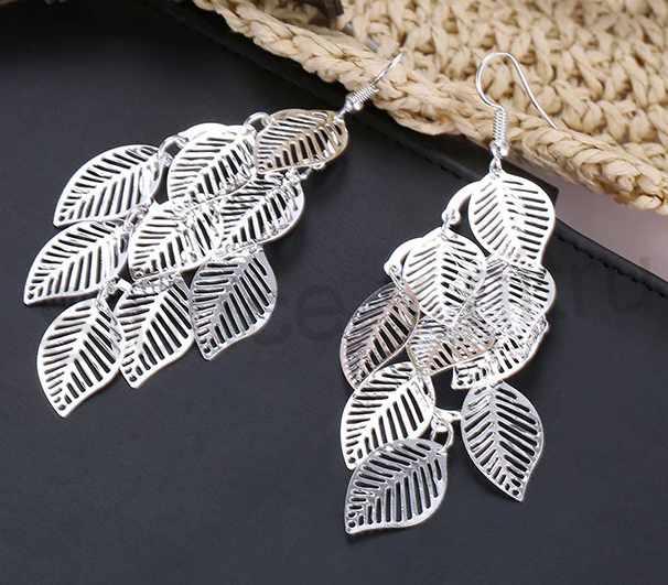 Dlouhé postříbřené náušnice Lístky (BB127)
