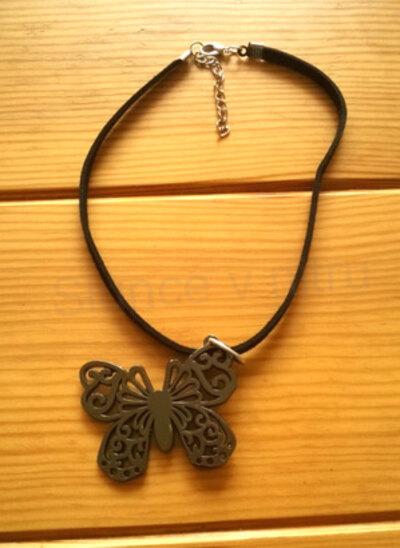 Náhrdelník choker Titánový Motýl (BD97)