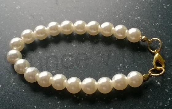 Náramek z korálků - imitace perel (BC253)