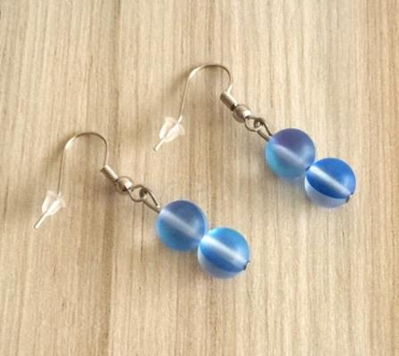 Minerální pozlacené náušnice Měsiční kámen (X30)