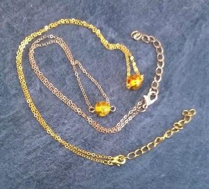 Náhrdelník s přívěškem Jantaru Resin kulička (X155)