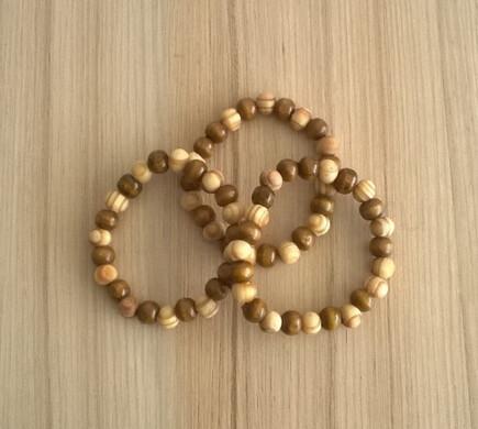 Dřevěný korálkový náramek (BC263)