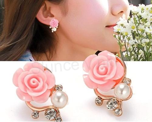 Puzetové náušnice růže, růžička tmavě růžové (BB43)