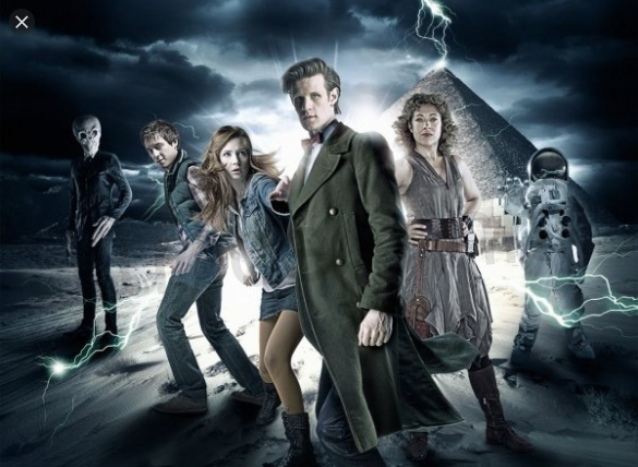 Náhrdelník s přívěškem Hodin Pána Času ( Doctor who) (BD144)
