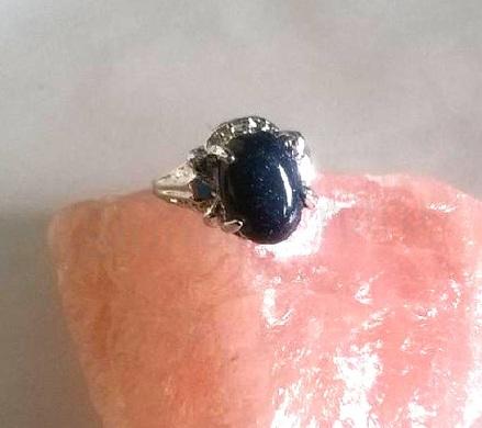 Minerální prsten s aventurínem postříbřeno (X185)