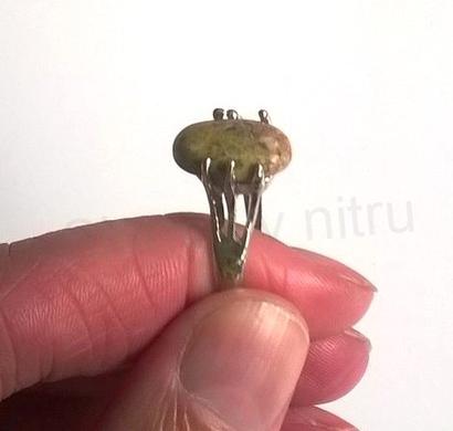 Minerální prsten unakit postříbřeno (X189)