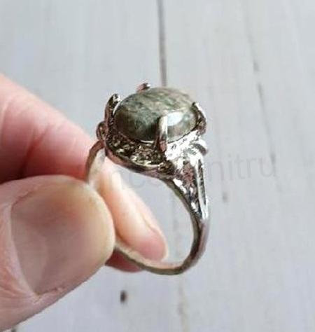 Minerální prsten jaspis postříbřeno, velikost 61 (X190)