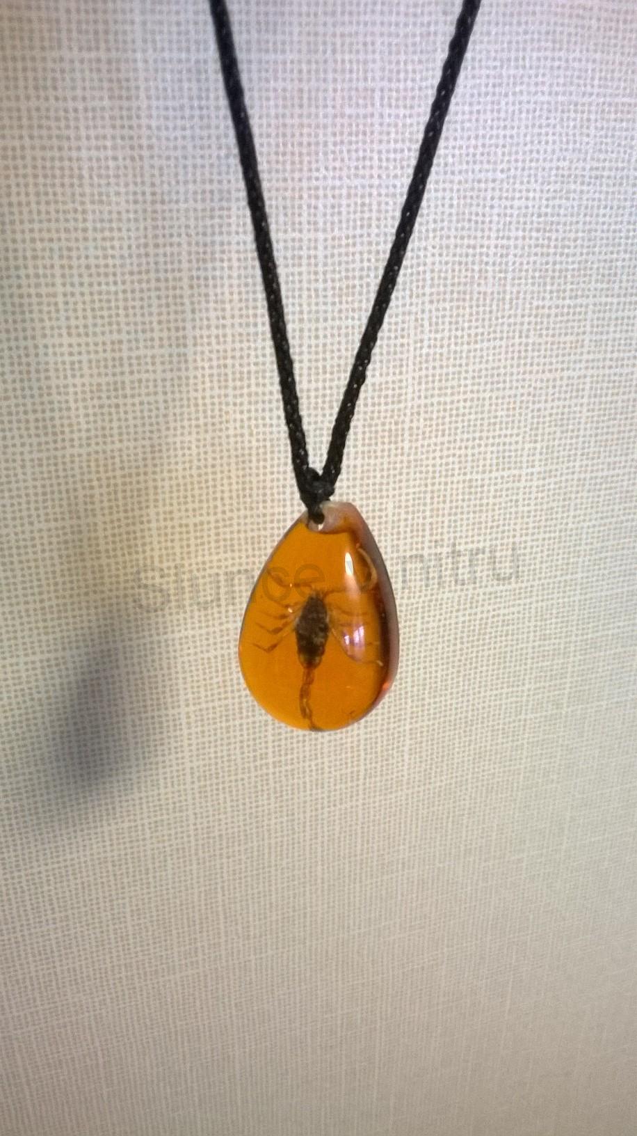 Provázkový náhrdelník přívěšek se štírem (BD32)