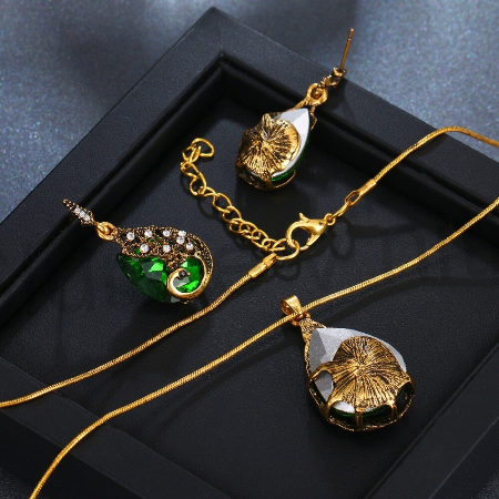 Pozlacená souprava šperků Páv s polodrahokami (BS40) 