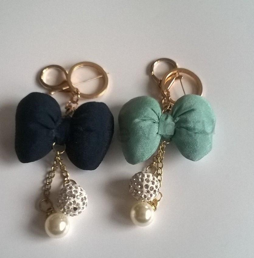 Plyšová hračka Mašle Disney s pave korálkem a ozdobami (D122)