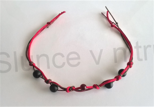 Provázkový náramek přátelství, ručně pletený s minerály (BC431)