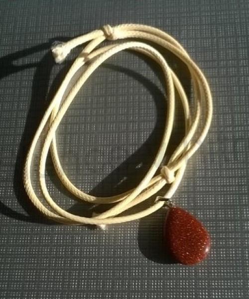 Provázkový náhrdelník přívěšek Aventurín zlatý - slza (BD48)