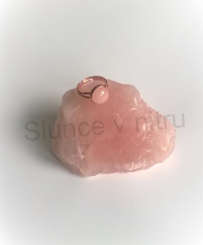Nastavitelný růžový minerální prsten Růženín (X238)