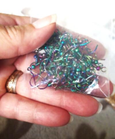 Afroháček barevný, multicorol chirurgická ocel 20 mm, 1 pár (AA274)