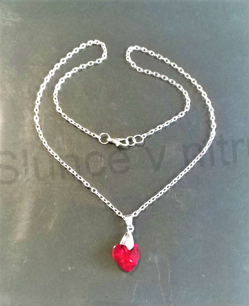 Postříbřený náhrdelník s rakouským křišťálovým srdcem Swarovski(BD228)