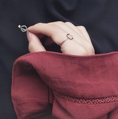 Otevřený geometrický prsten se zirkonem (BP261)