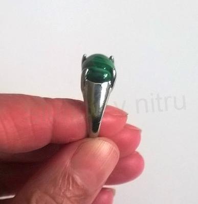 Minerální prsten s malachitem postříbřeno (X276)