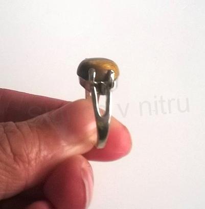 Minerální prsten s tygřím okem postříbřeno (X288)