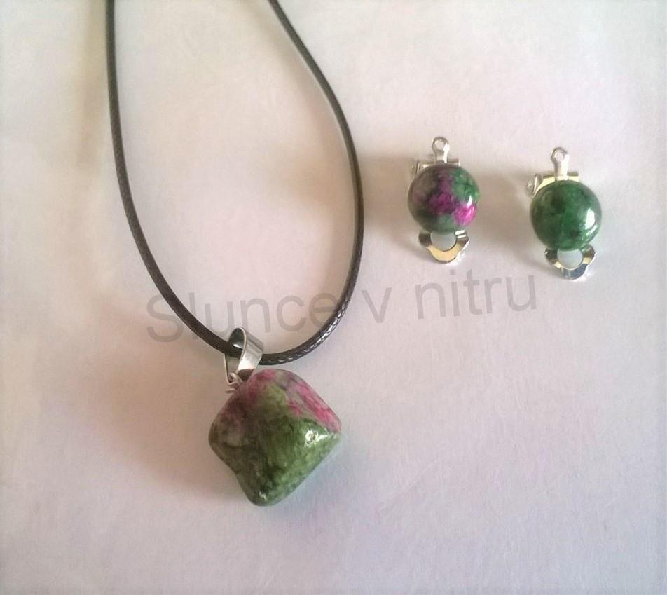 Minerální souprava Rubín v zoisitu (X424)