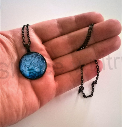 Náhrdelník s přívěškem bílých tygrů (BD273)