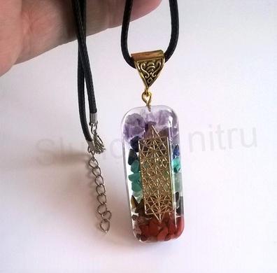 Náhrdelník s orgonitovým přívěškem - Čakrový (X484)