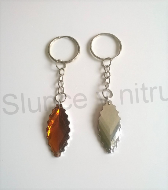 Přívěsek na klíče - třpitivé pokovéné sklíčko - medové (D348)