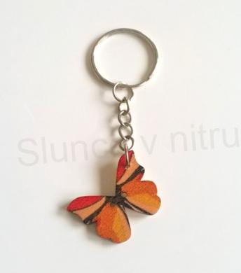 Přívěsek na klíče - dřevěný motýlek  (D362)