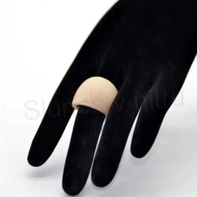 Dřevěný přírodní prsten velký velikost 59 (BP302)