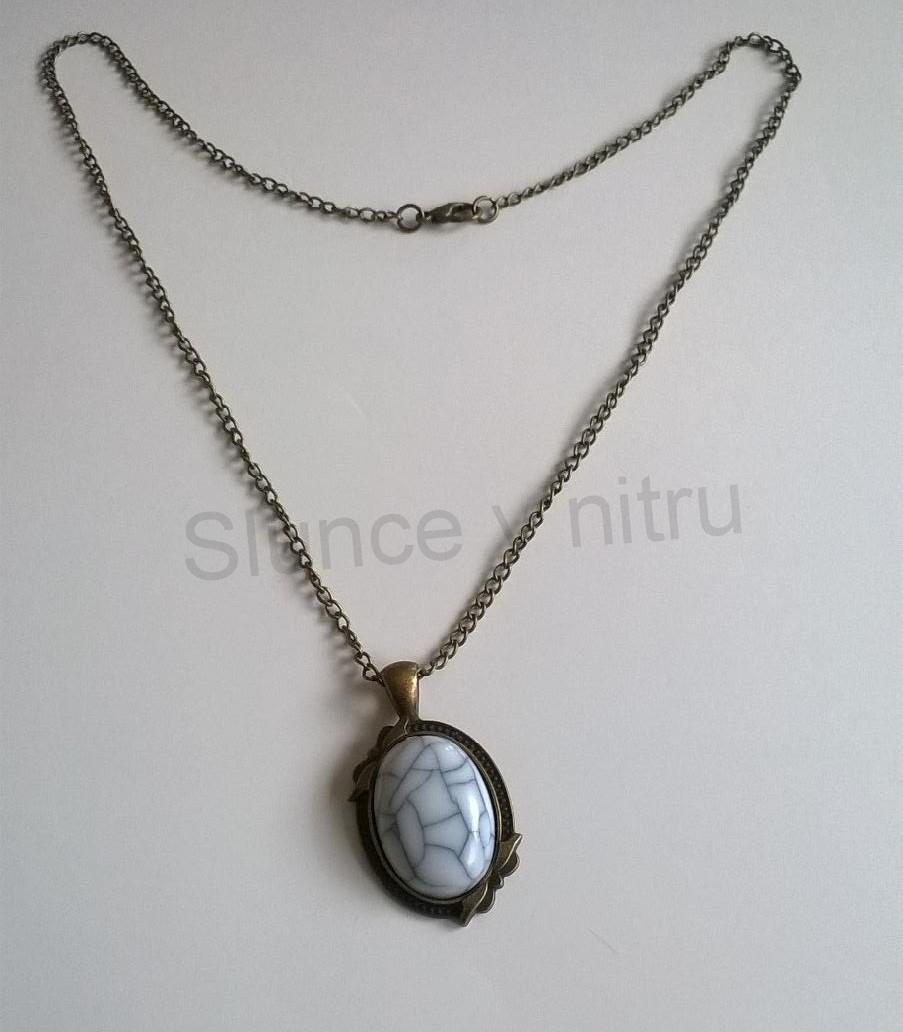 Náhrdelník s přívěškem imitace minerálu magnezitu (BD330) 