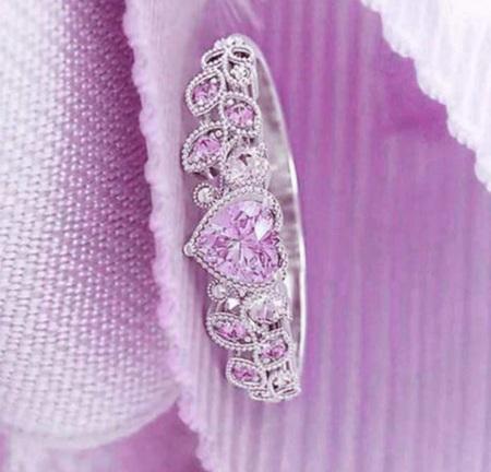 Prsten se srdcem a zirkony velikost 55 (BP308)