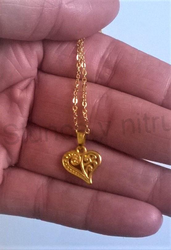 Náhrdelník s přívěškem srdce z chirurgické oceli (BD343) 