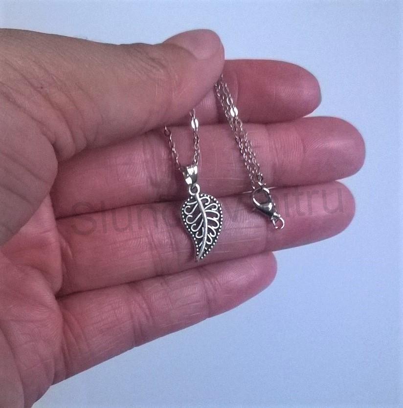 Náhrdelník s přívěškem lístek z chirurgické oceli (BD359) 