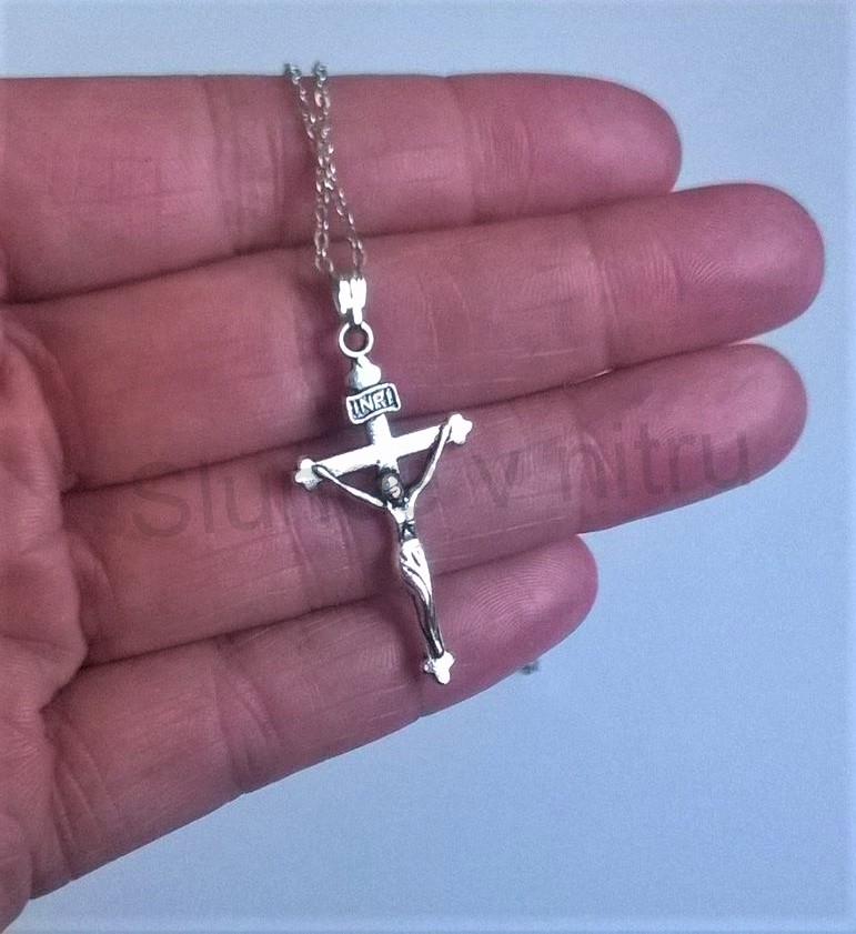 Náhrdelník s přívěškem kříž z chirurgické oceli (BD363) 