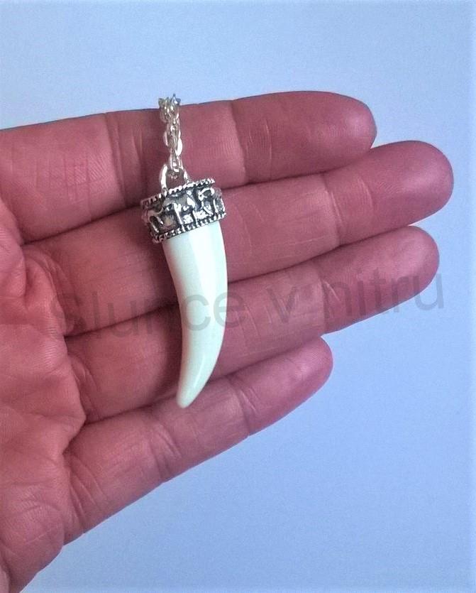 Postříbřený náhrdelník s přívěškem Vlčího zubu (BD370) 