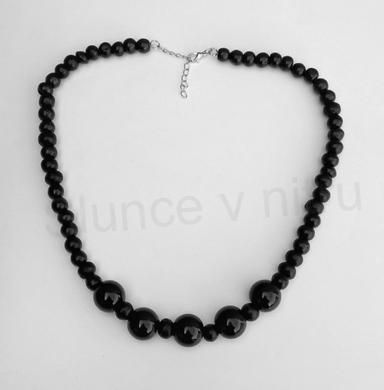 Dřevěný náhrdelník na zapínání - černý (BD392)