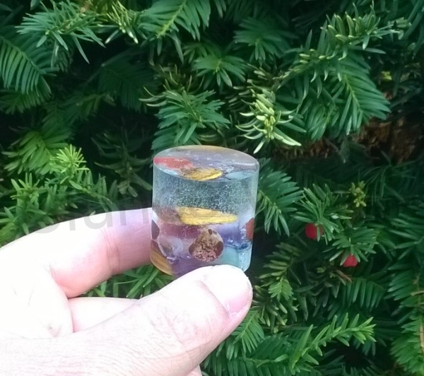 Orgonitový váleček, s mix kamínky 3 x 3 cm (PP67)