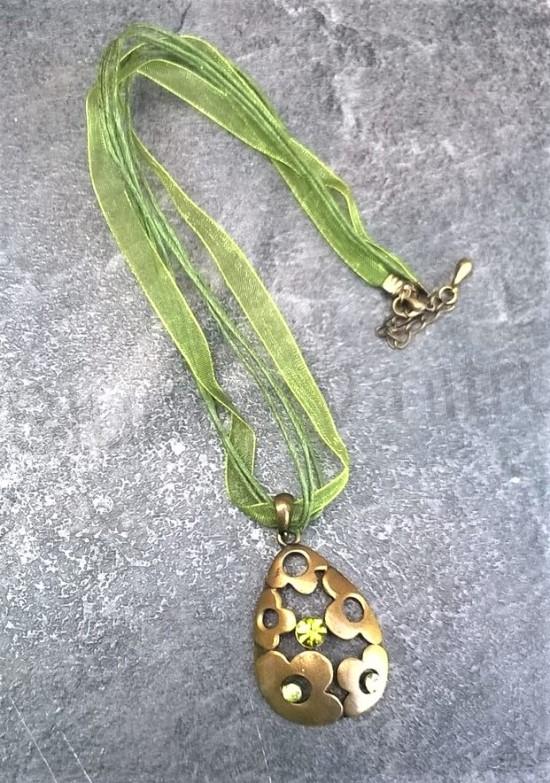 Náhrdelník choker s ozdobou a zirkony (BD402)